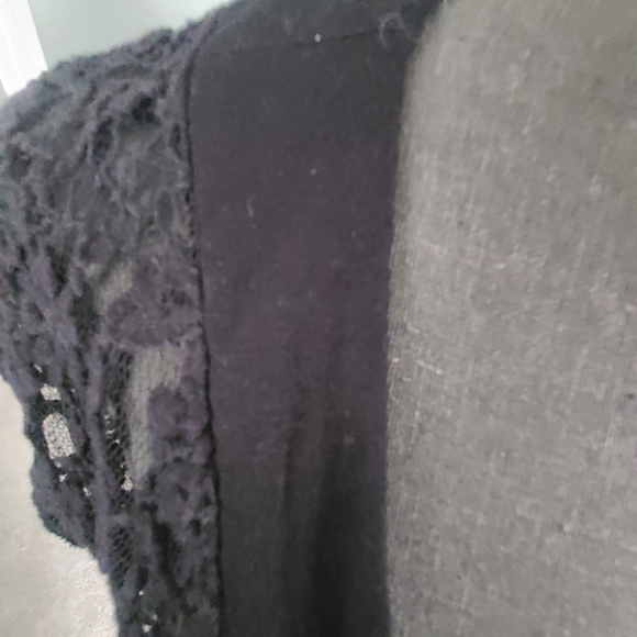 Lace Cardigan - Picture 3 of 4